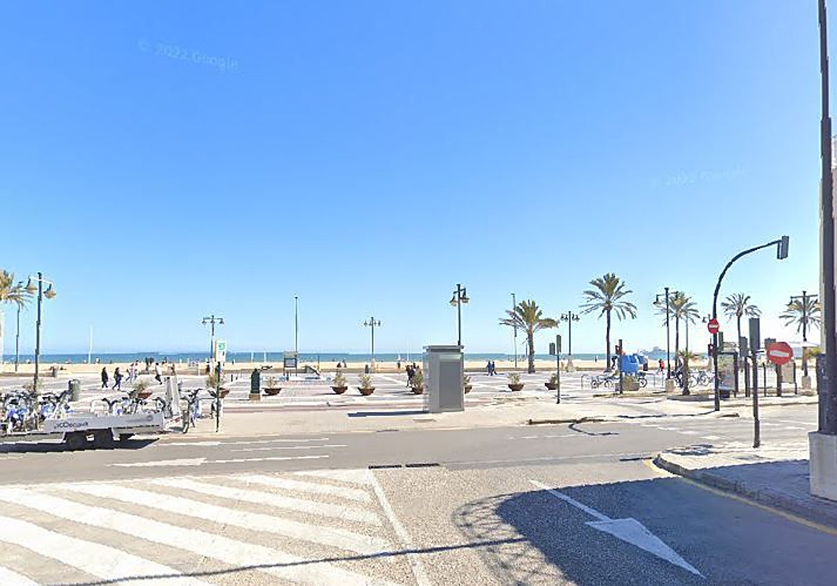 El atropello intencionado se produjo en el cruce de las calles Séquia de la Cadena y José Ballester Gozalvo de Valencia.