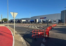 Calle cortada del polígono Mas de Jutge.