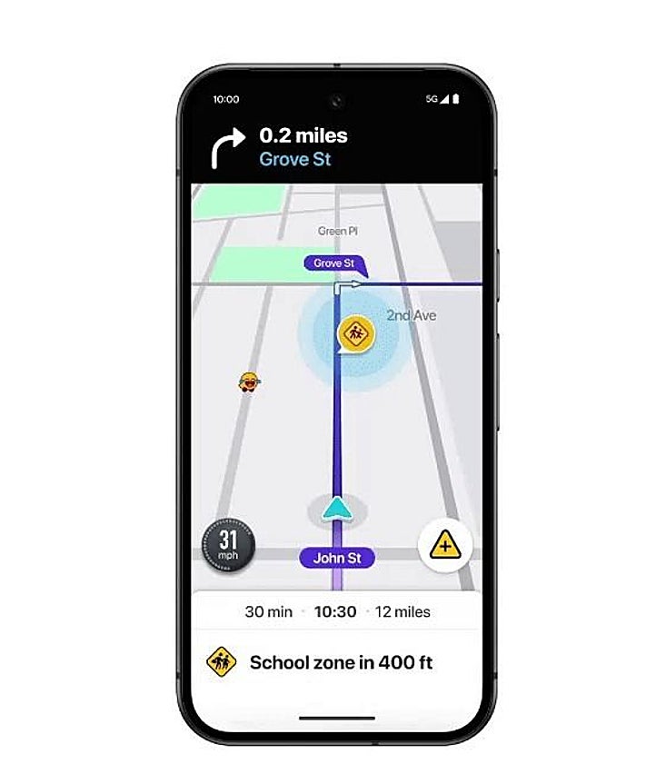 Imagen secundaria 2 - Advertencia de la aplicación móvil de la proximidad de centros escolares en Valencia.