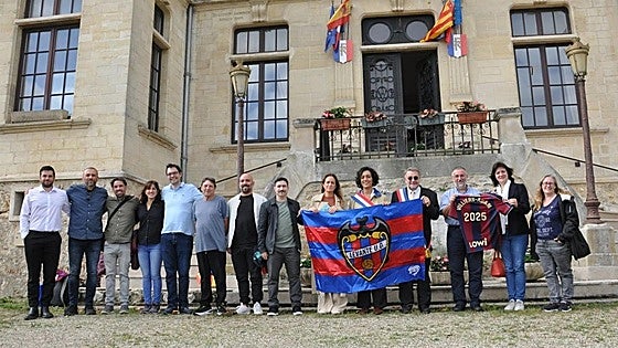 El fundador del Levante regresa por fin al Cabanyal