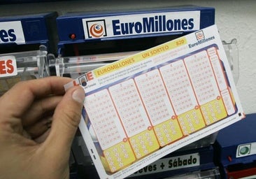 El ganador del bote de 65.278.573 euros del Euromillones pagará a Hacienda 13 millones y perderá el premio si no lo reclama antes del 6 de diciembre