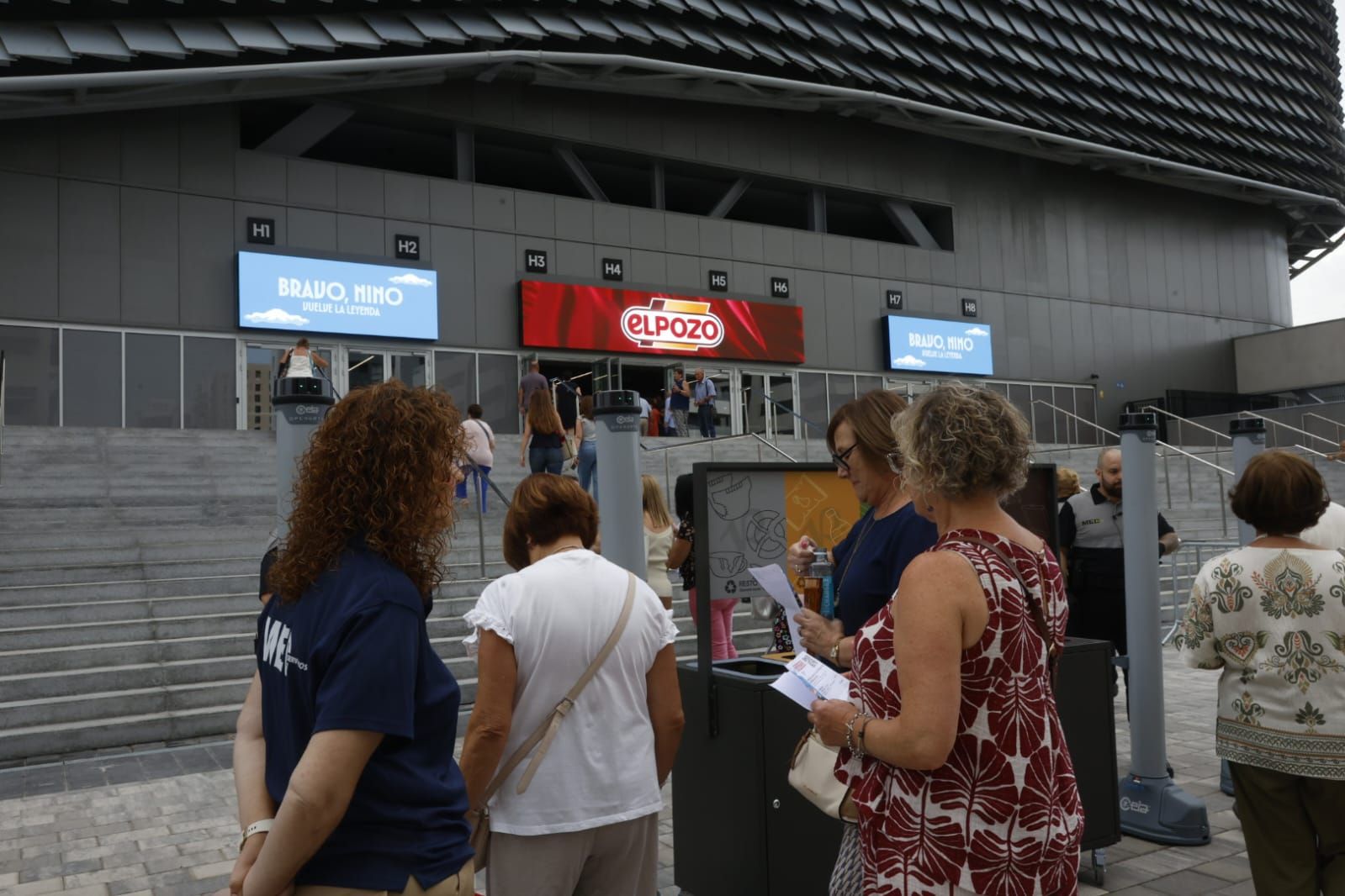 La inauguración del Roig Arena, en imágenes