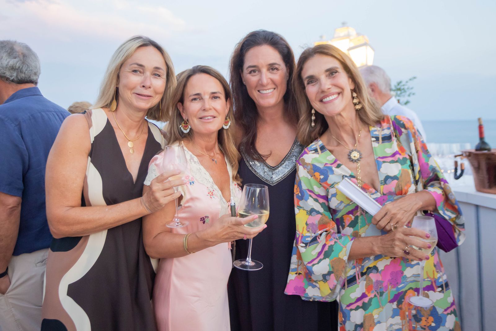 Silvia Alonso, Lola Salvador, Constanza Aliño y Teresa Zaragozá.