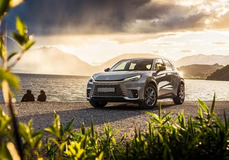 Gana una noche de hotel y un Lexus gratis durante un fin de semana en ECOMOV