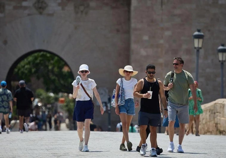 Aemet anuncia otra jornada de calor antes de un giro del tiempo para el fin de semana en la Comunitat