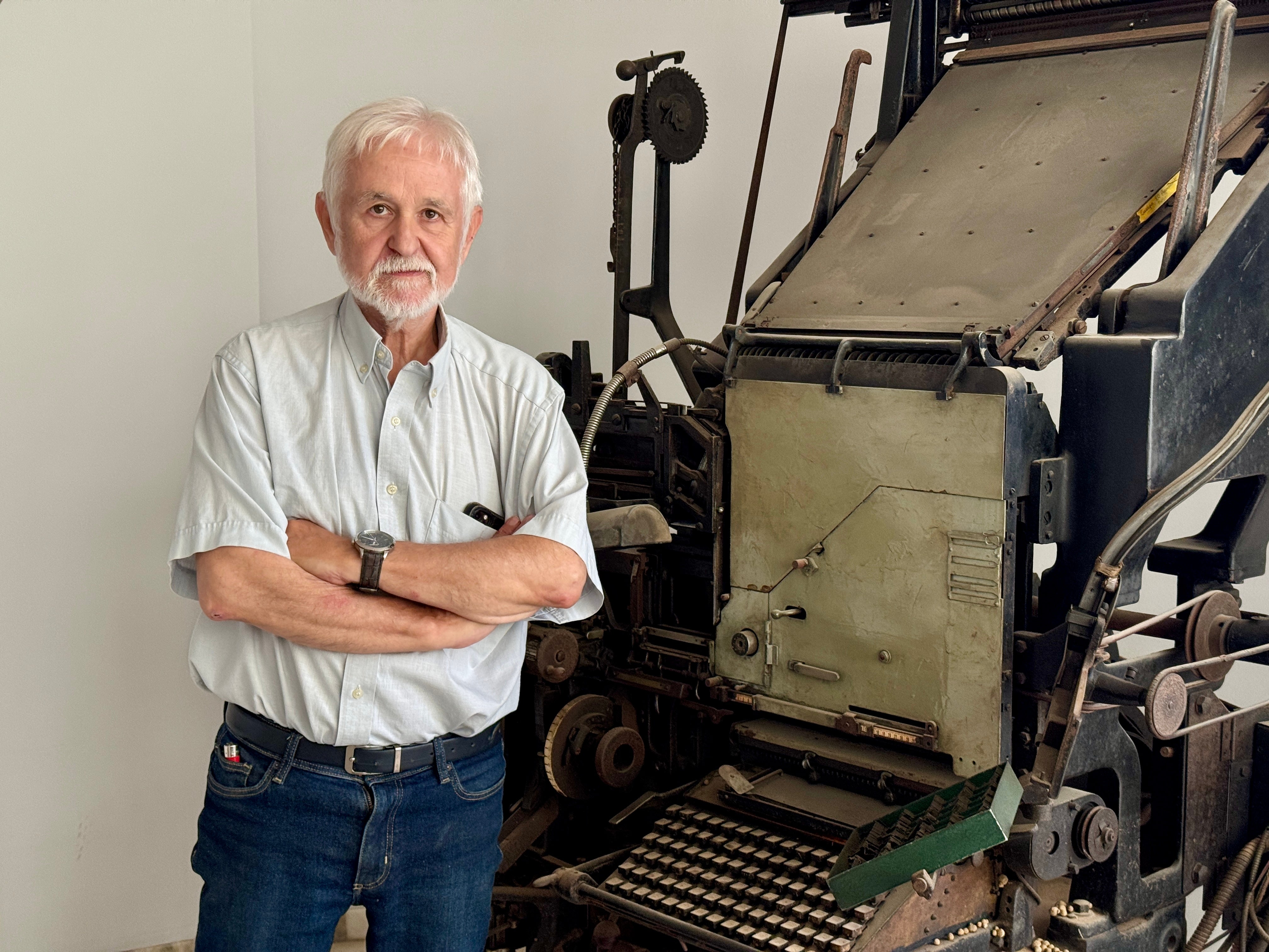 «El papel y la tinta son mi vida»