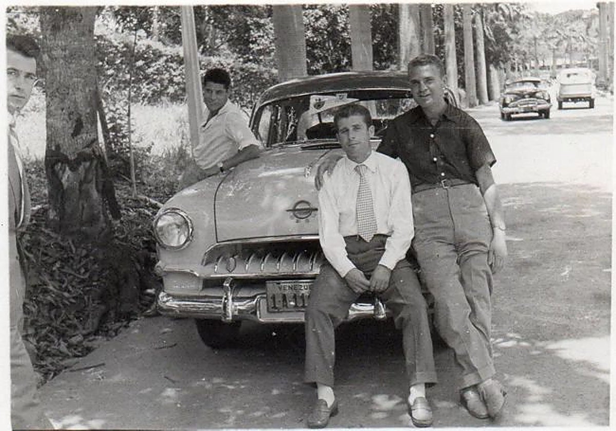 Sócrates, Seguí, Mañó y Mangriñán, en el viaje para jugar la Pequeña Copa del Mundo.