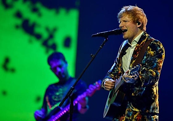 Ed Sheeran en los Premios MTV Europe Music Awards en Budapest.