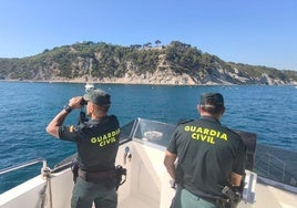 Agentes de la Guardia Civil en la zona.