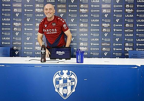 Julián Calero, en la sala de prensa.