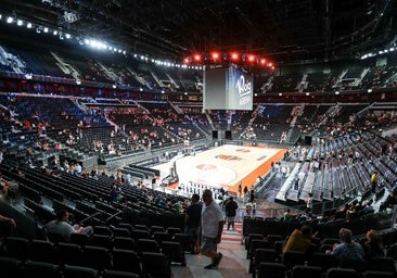 El Roig Arena prueba el modo baloncesto con los socios del Valencia Basket