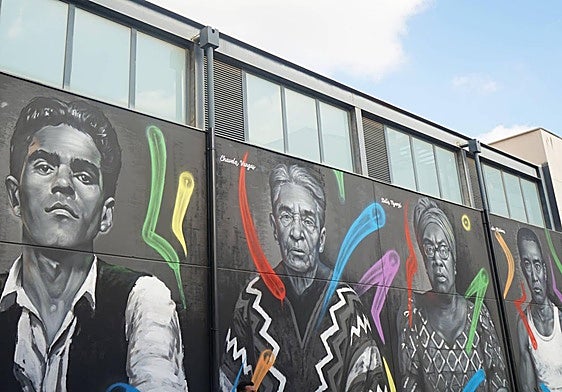 Imagen del enorme mural pintado en Sedaví.