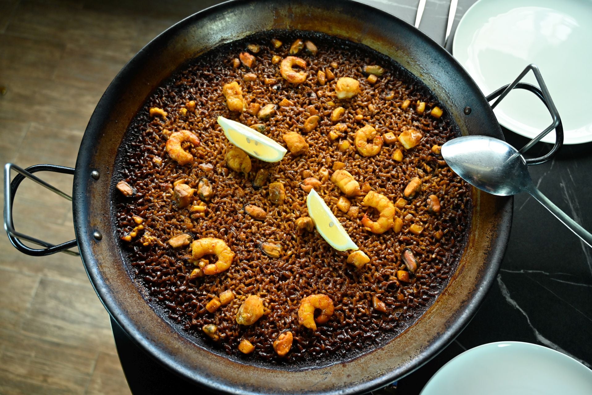 Caval Restaurant &amp; Club