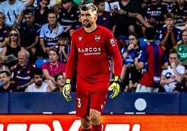 Mathew Ryan, con el Levante en el Ciutat de València.