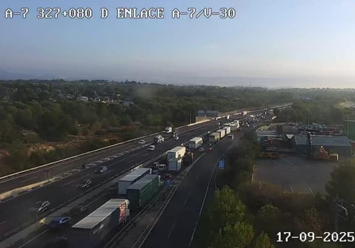 Atascos en la A-7 este miércoles, 17 de septiembre.