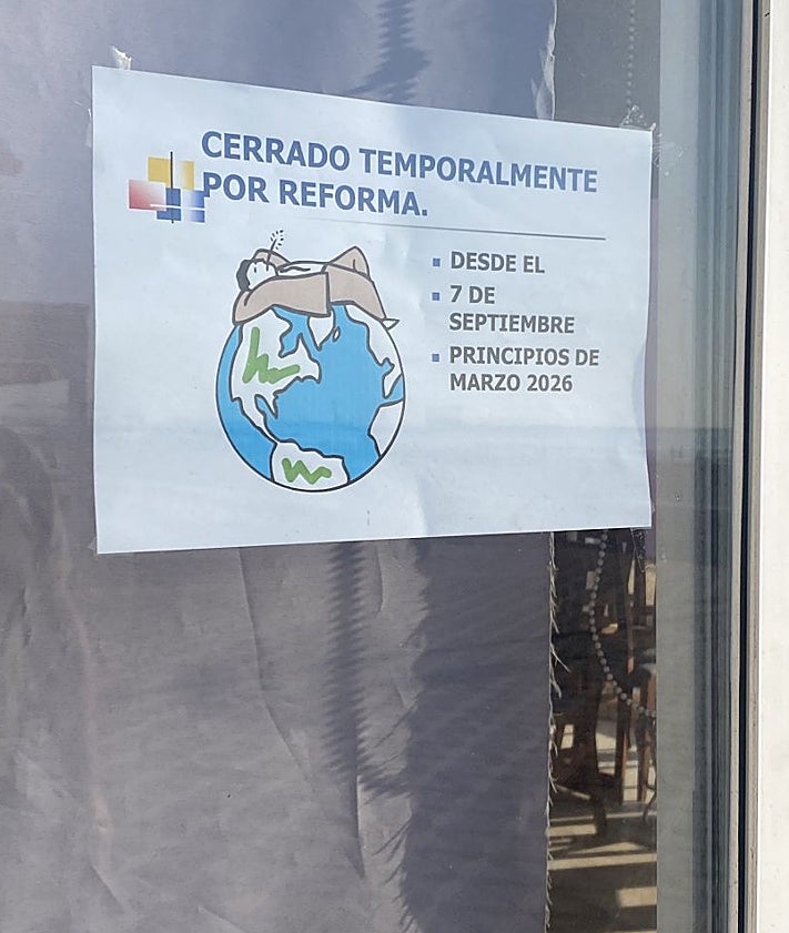 Imagen secundaria 2 - Retirada de enseres para preparar el derrivo de El Bobo.