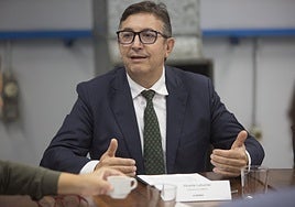 Vicente Lafuente, durante un encuentro de trabajo.