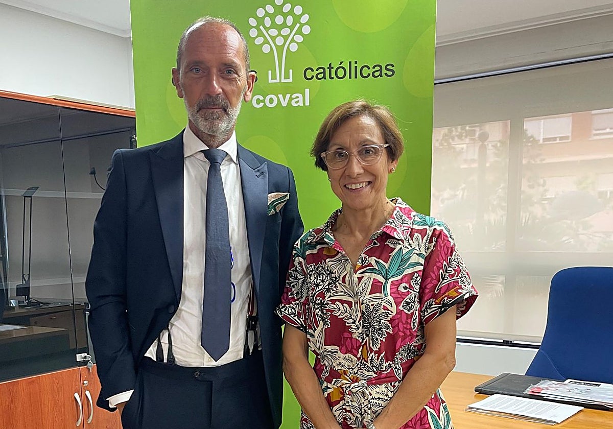 Ignacio de Loyola Torán y Vicenta Rodríguez, secretario autonómico y presidenta de ESCACV.