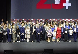 La sociedad valenciana, unida en los premios de LAS PROVINCIAS