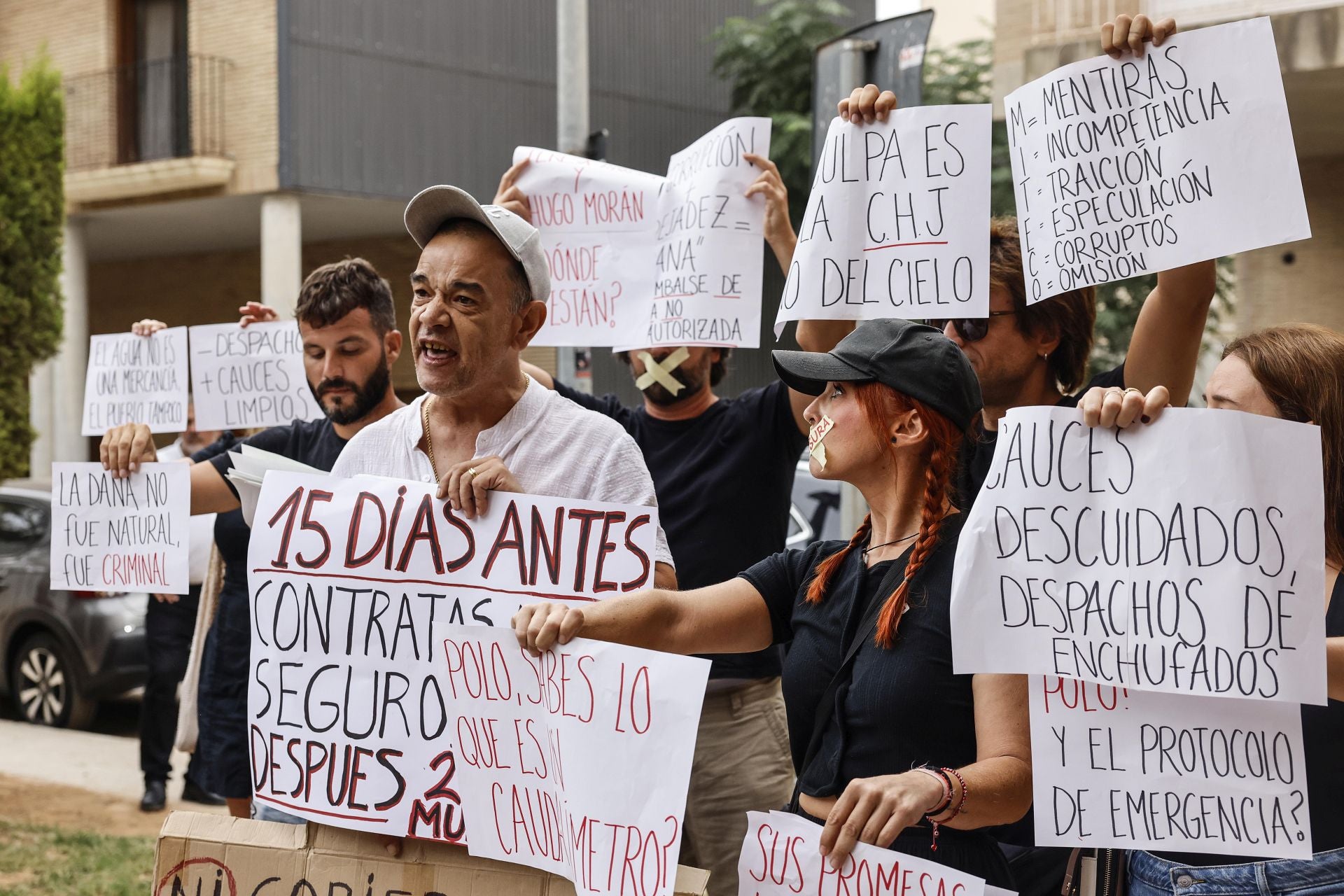 FOTOS | El presidente de la CHJ ante la jueza de la dana