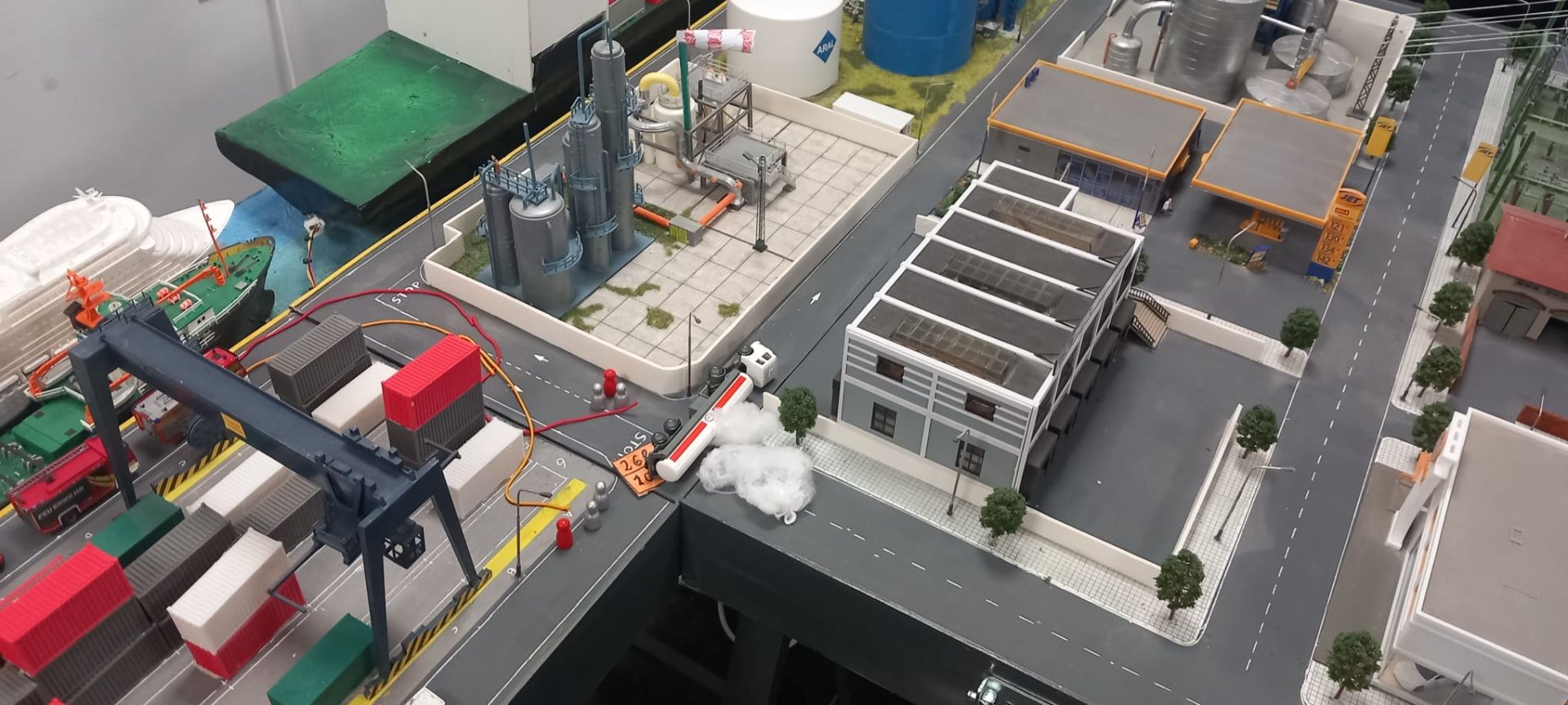 FOTOS | Miniaturas de Valencia contra incendios