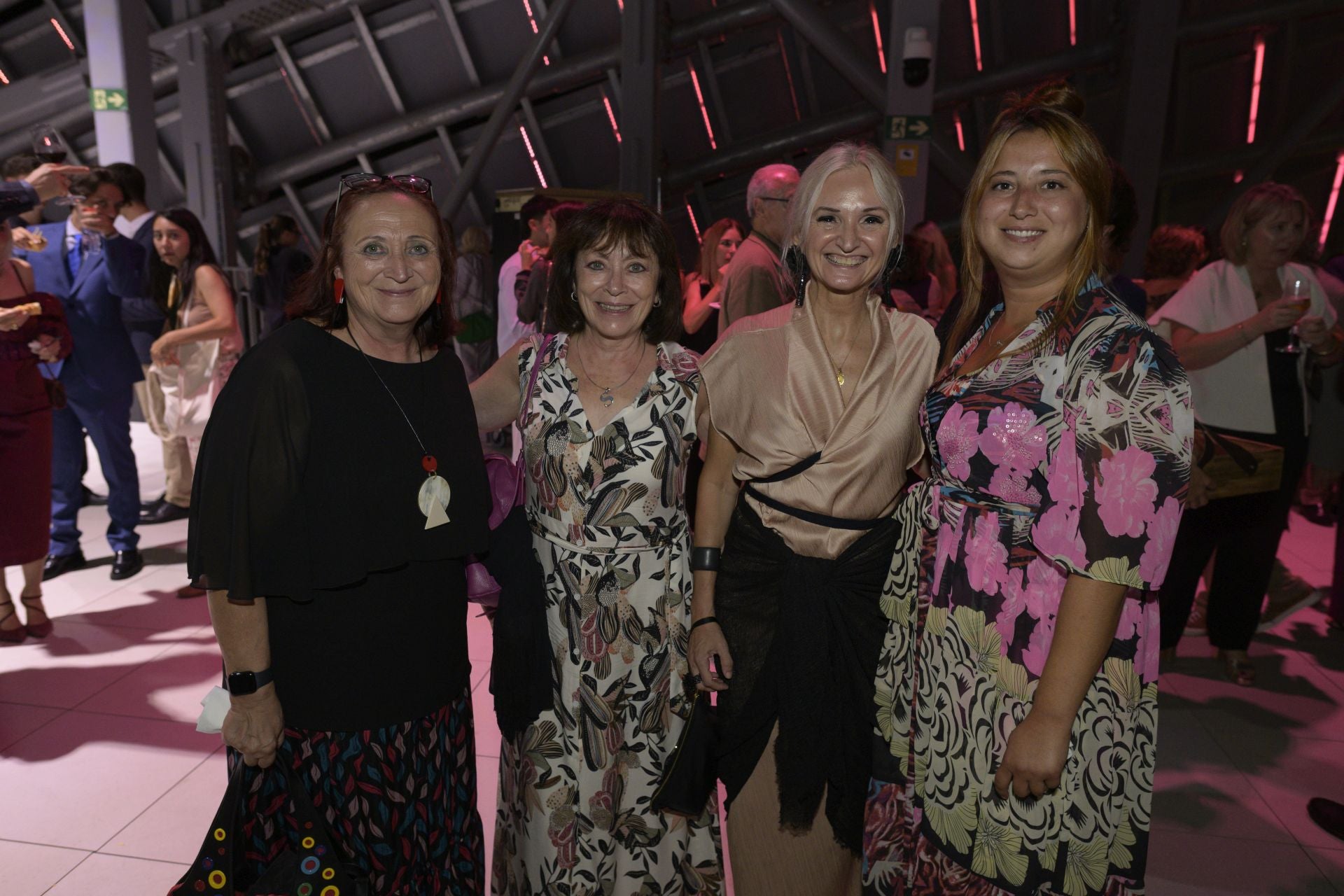 Carmen y Silvia Serrano, Yolanda Debón y María José Sánchez.