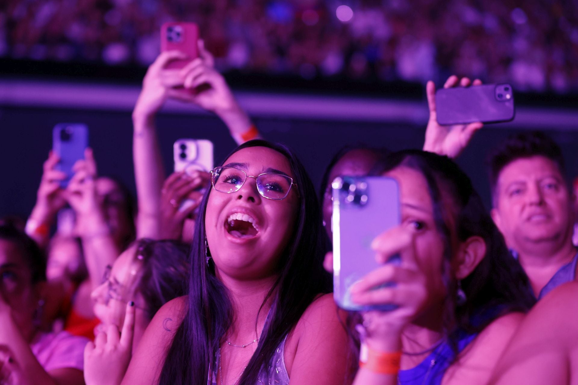 FOTOS | Así ha sido el concierto de Sebastián Yatra en el Roig Arena de Valencia