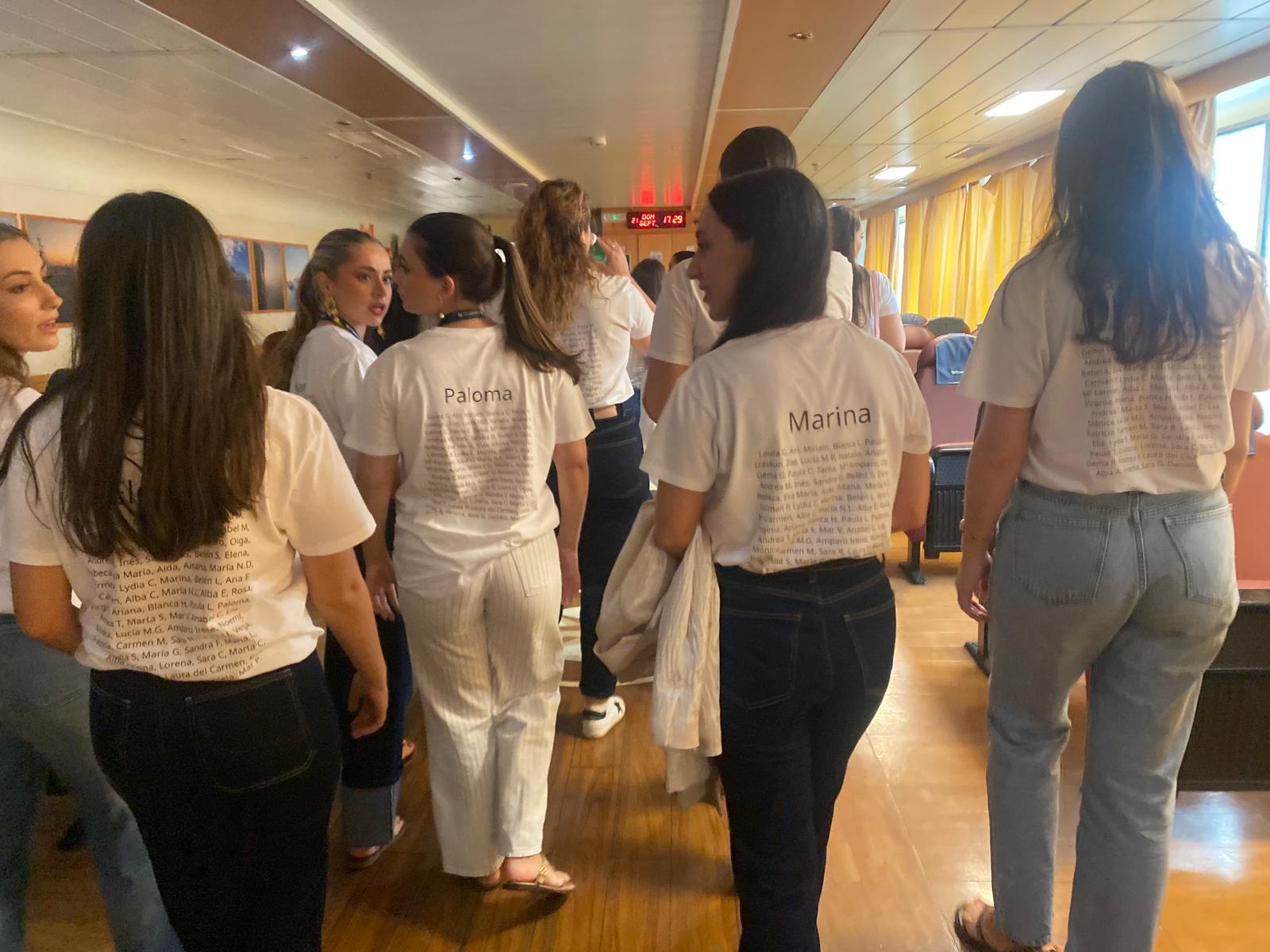 FOTOS | Las candidatas a fallera mayor de Valencia, de taller de repostería en alta mar