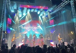 Una actuación de la Orquesta Montecarlo.