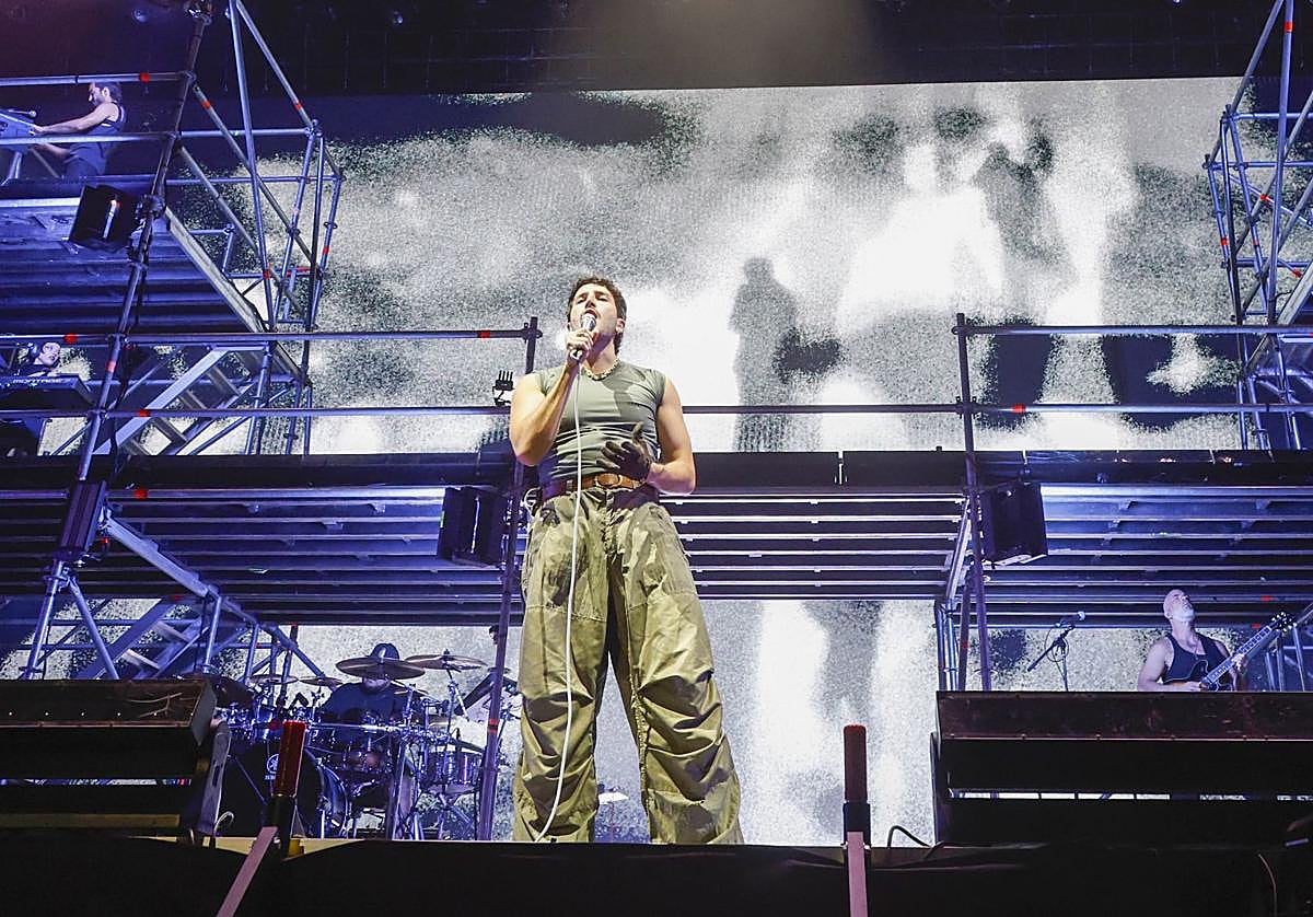 Sebastián Yatra en el Roig Arena, este domingo.