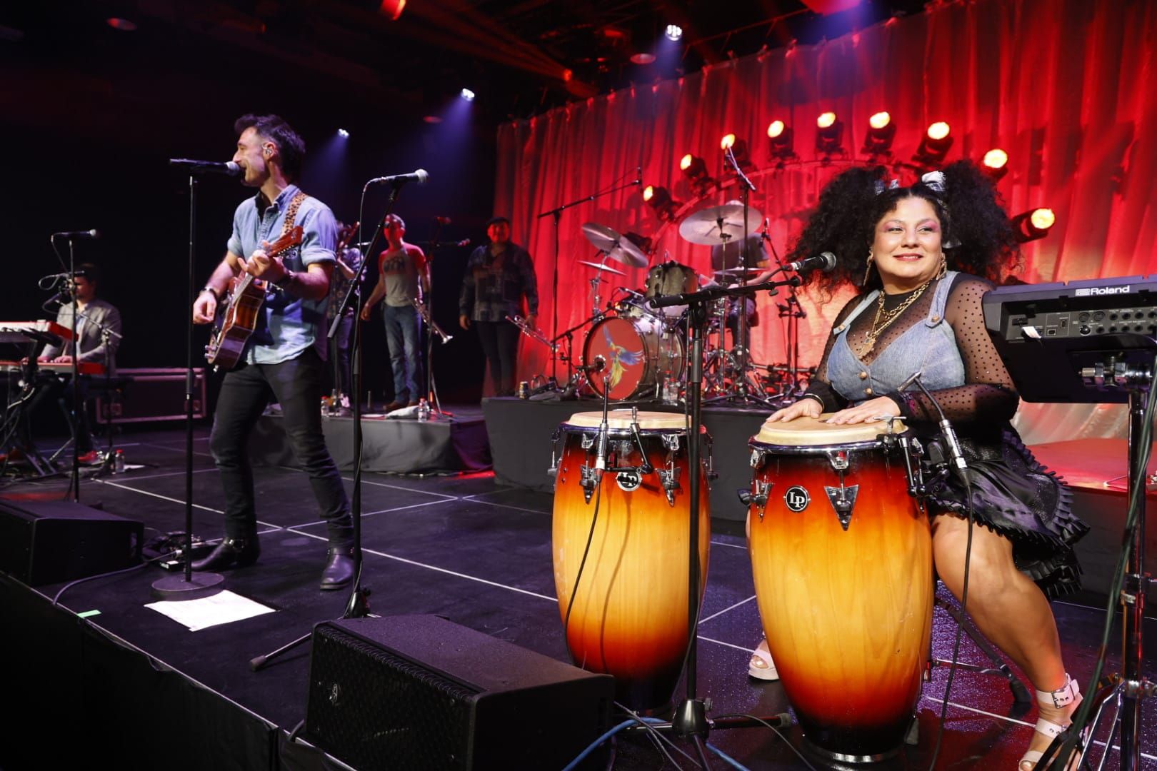 FOTOS | Cat Empire estrena la Sala Auditorio del Roig Arena