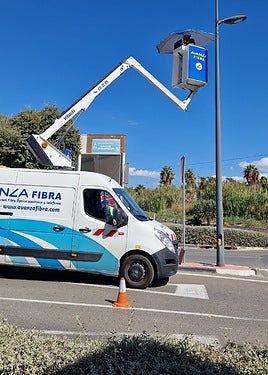 El proceso de colocación de las cámaras en Calp.