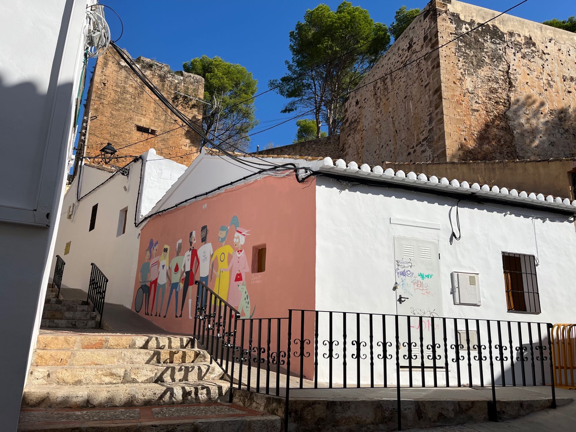 El nuevo mural pintado en la calle Hospital.