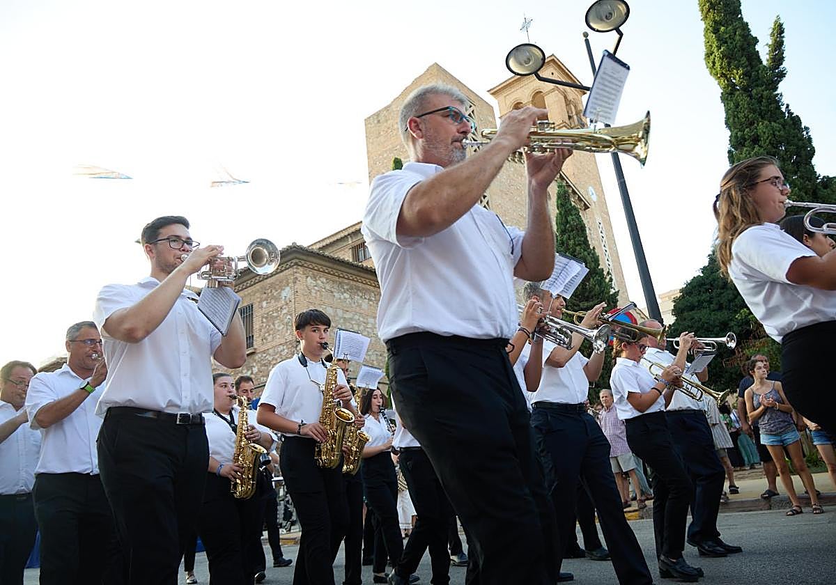Una banda de música en Valencia.