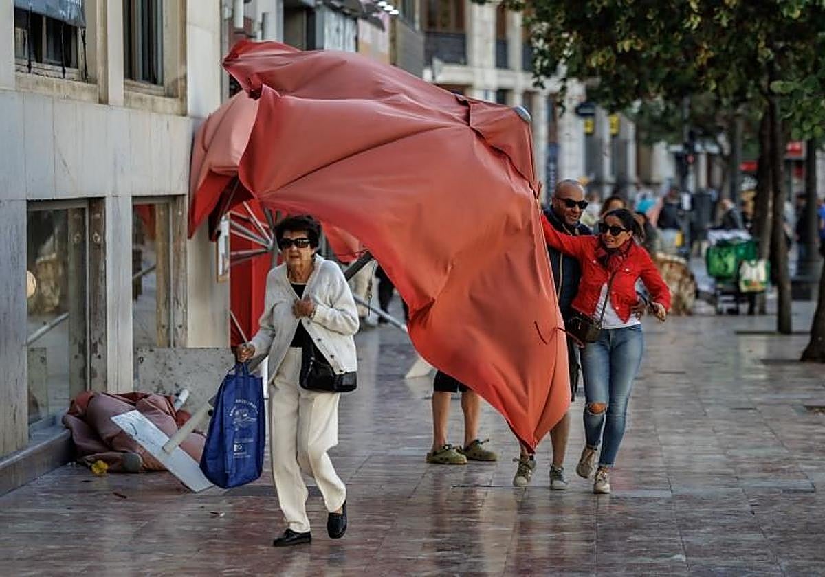 Viento en Valencia, en imagen de archivo.