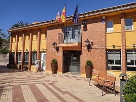 Ayuntamiento de Favara.