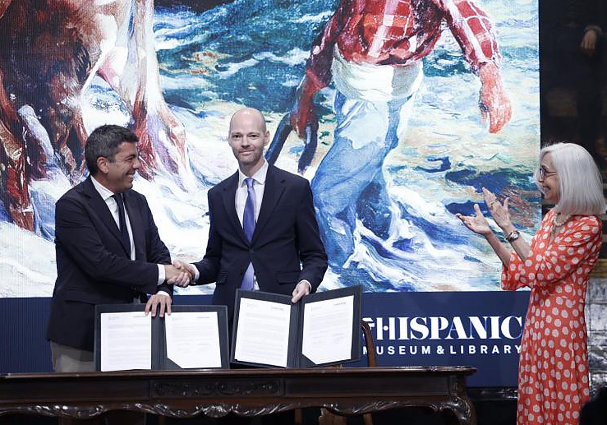 Firma del convenio con la Hispanic Society para que la obra de Sorolla llegue a Valencia.