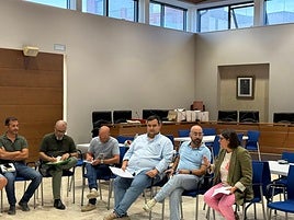 Un momento del simulacro en el consistorio de Carlet.