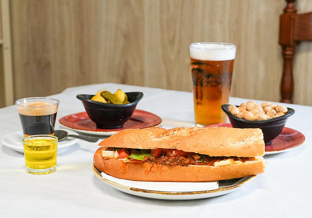 El Gallego del Bar Marvi.