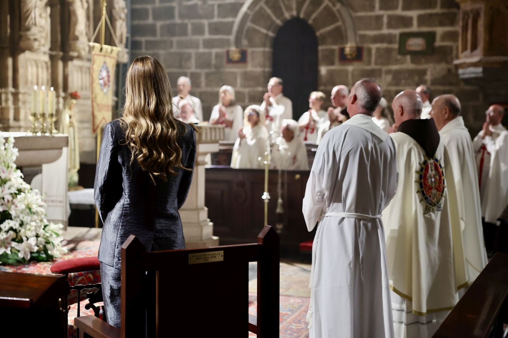 Nombramiento de la fallera mayor de Valencia como Dama de Honor del Santo Cáliz