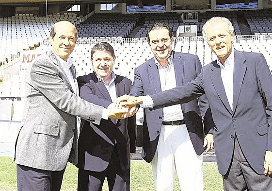 Manuel Llorente, José Luis Olivas, Gerardo Camps y Carlos de Miguel, el día que se anunció el préstamo de Bancaja de 75 millones a la Fundación.