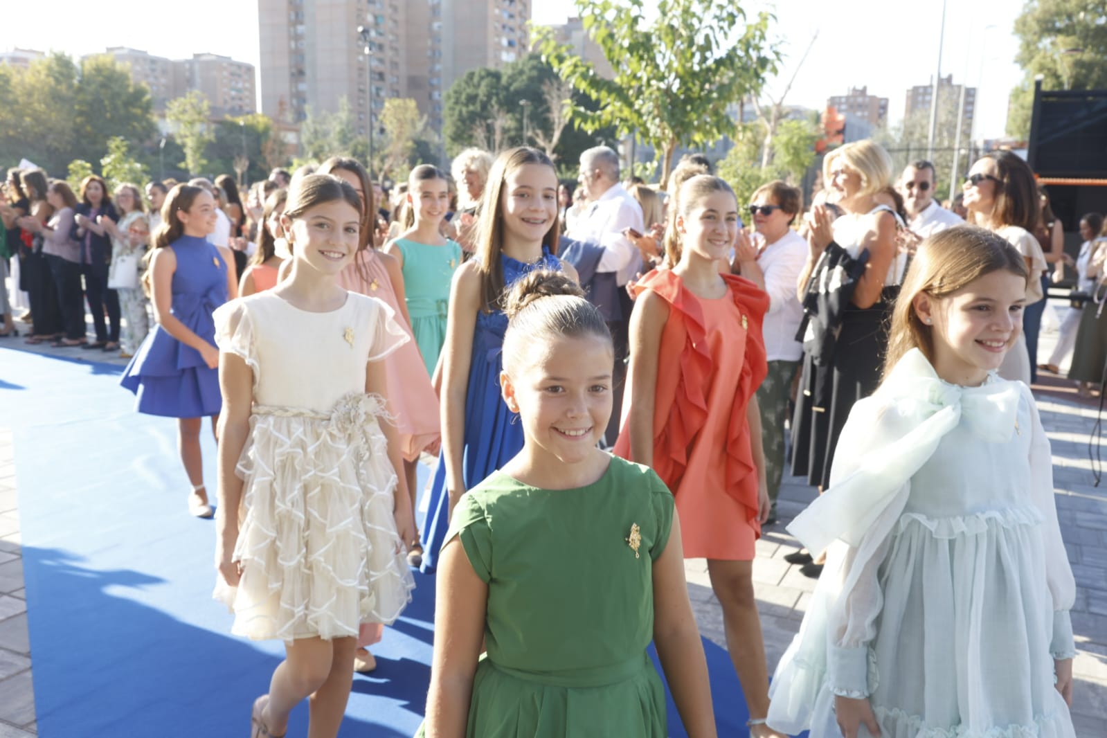 FOTOS | Las mejores imágenes de la gala fallera en el Roig Arena