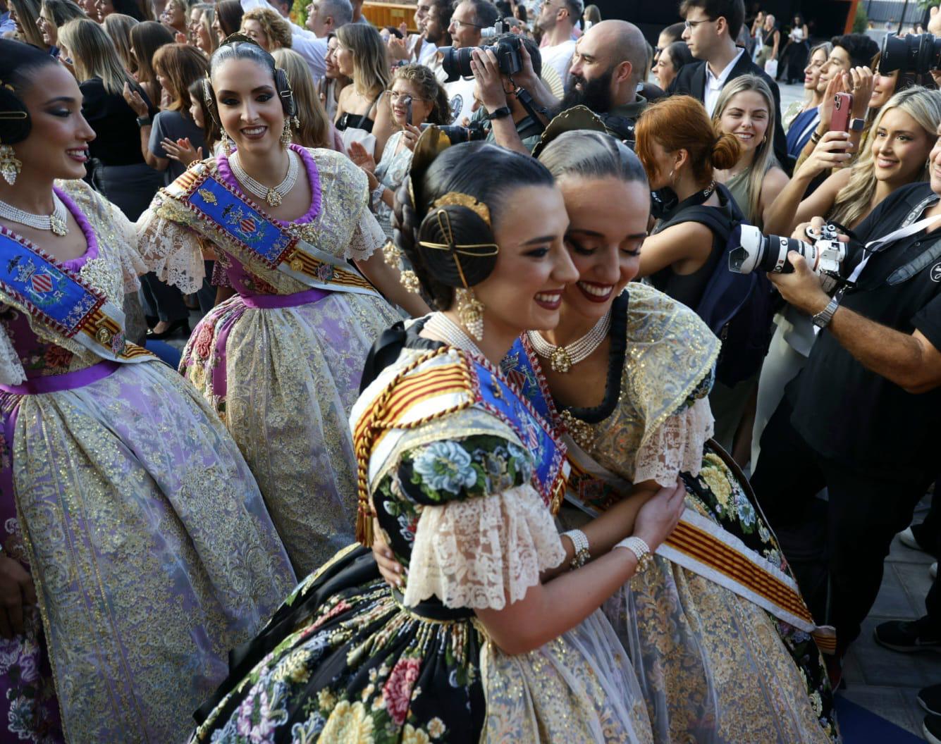 FOTOS | Las mejores imágenes de la gala fallera en el Roig Arena