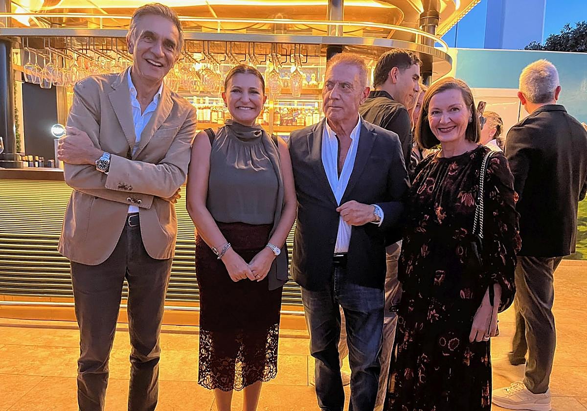 José Martí, Ángela Pla, Francisco Martínez y Mª Ángeles Ros.