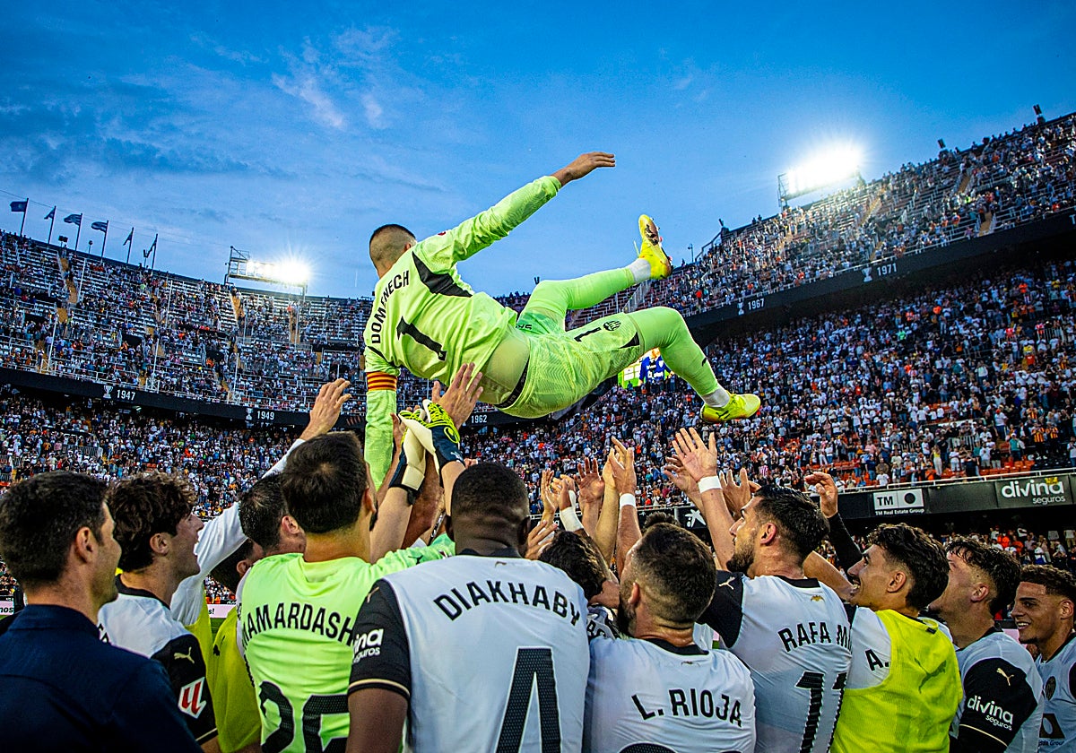 Jaume Domènech, en su último partido con el Valencia.