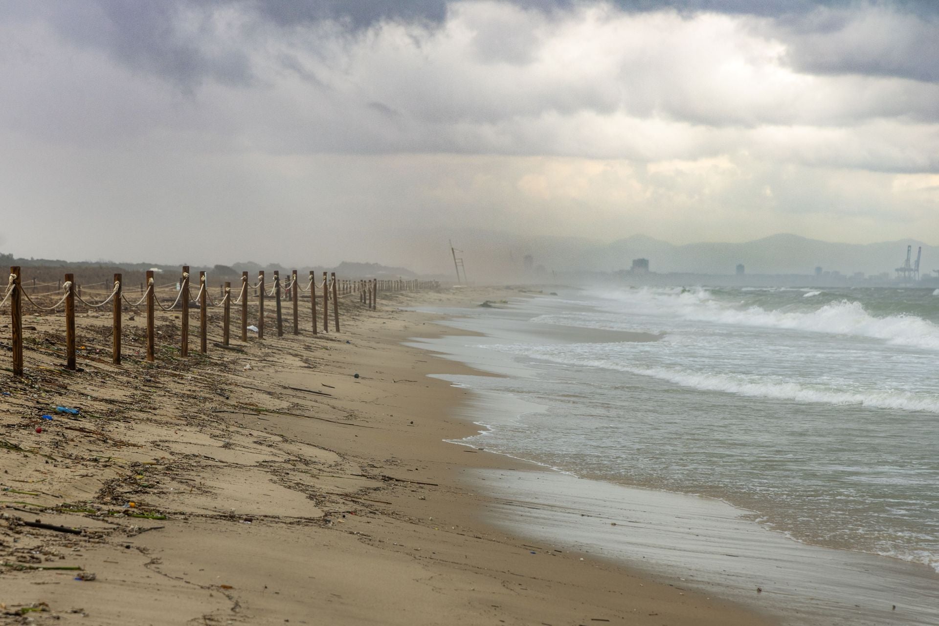 Así ha afectado el temporal a las playas valencianas