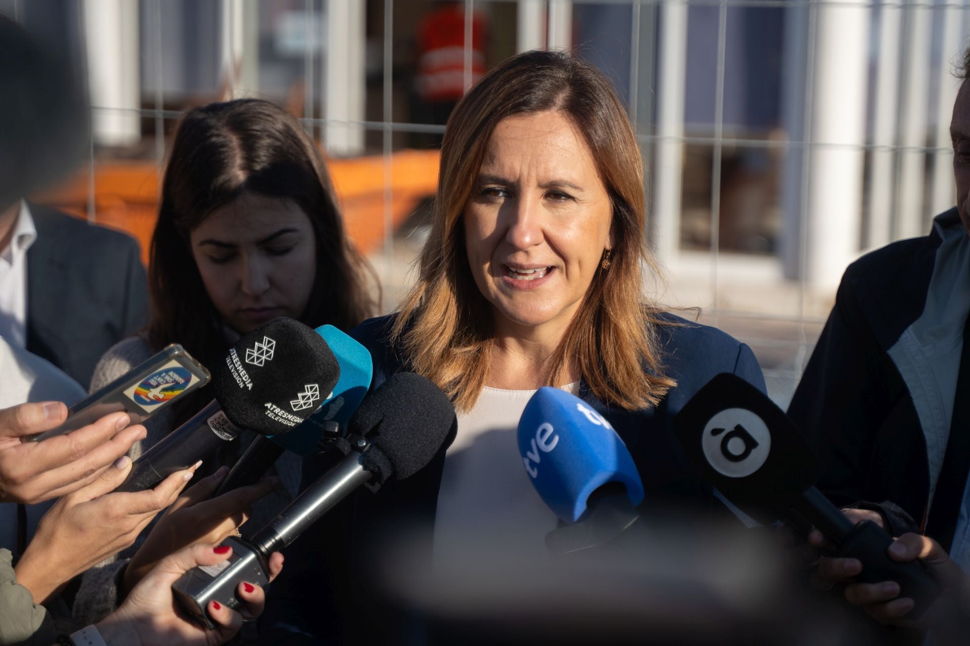 Fotos del derribo del restaurante el Bobo en la Malvarrosa