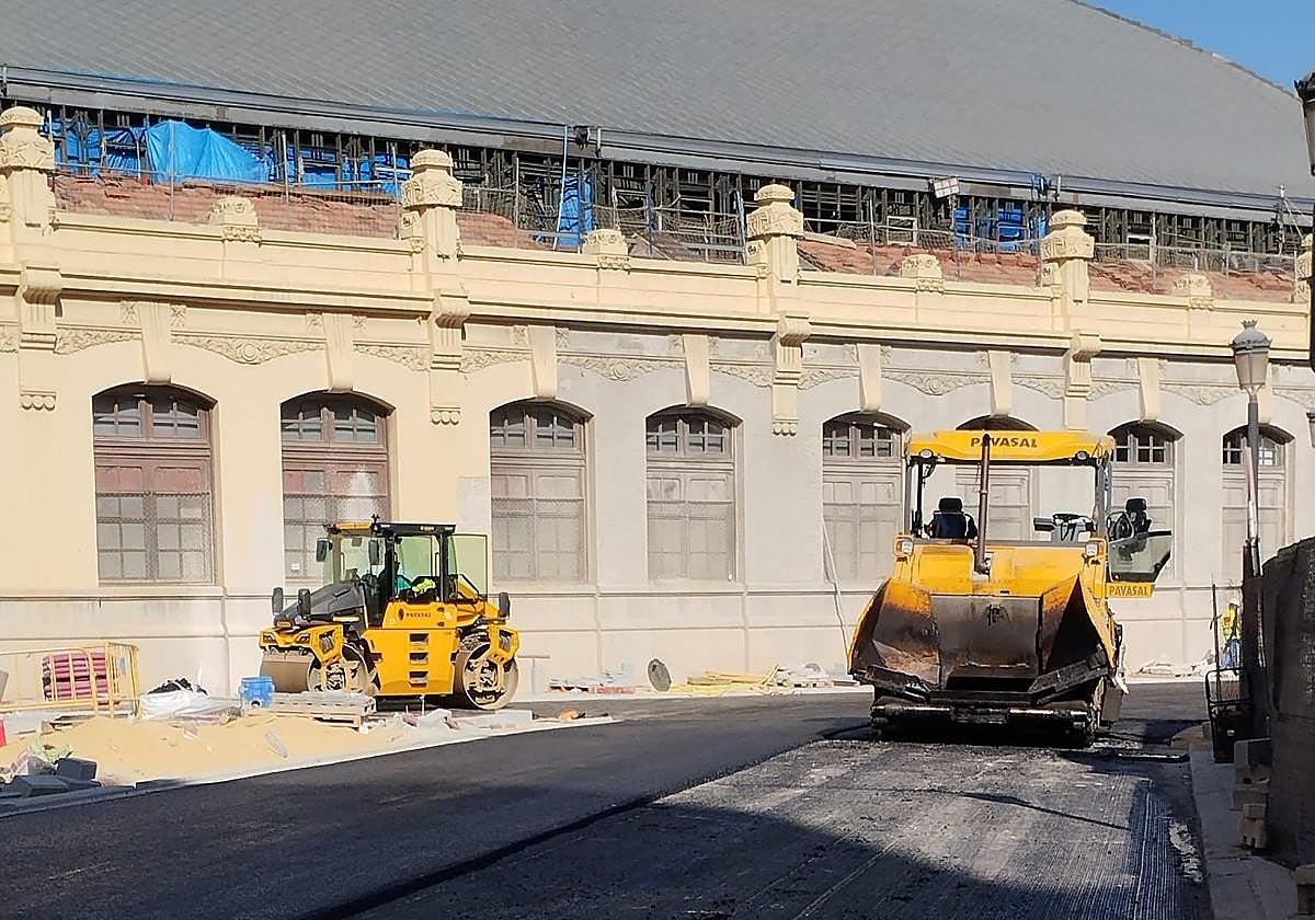 Obras en la calle Alicante de Valencia.