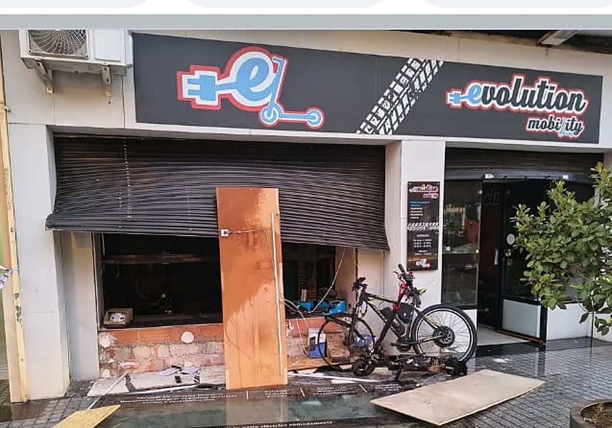 La tienda donde se produjo la explosión.