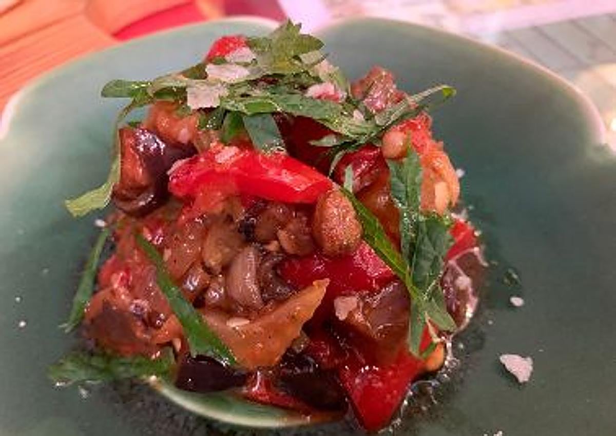 Imagen secundaria 1 - Carbonara, berenjena y flan. 